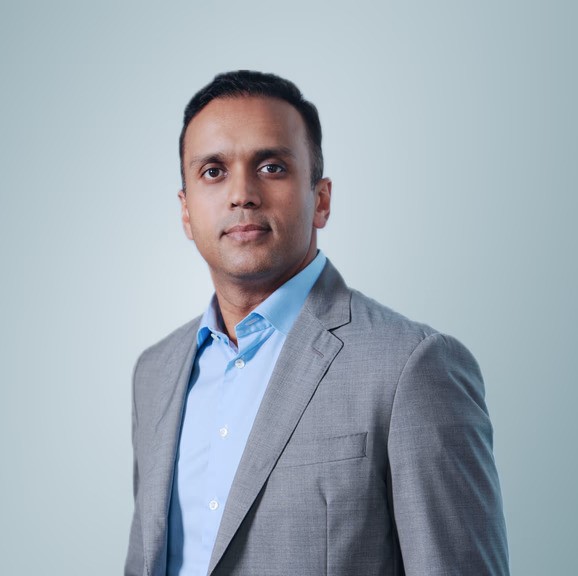 Mr Pratik Agarwal
